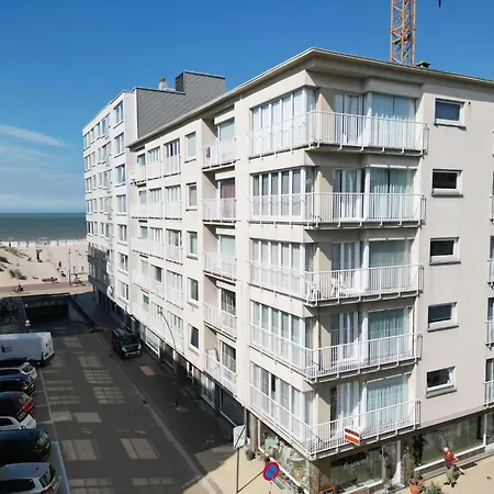 Bright With Side Sea View أوستدوينكيرك